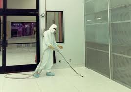 深圳工廠清潔公司_深圳寶安工廠保潔_無塵車間清潔